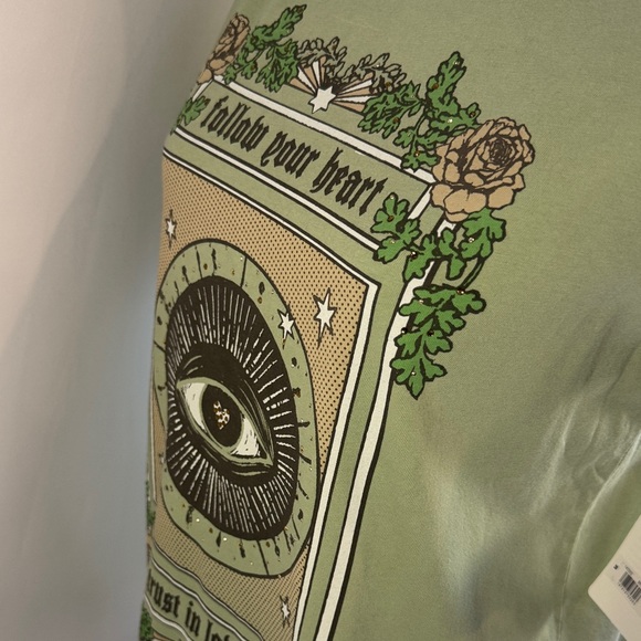 Lucky Brand Sage Graphic Tee NWT - Picture 10 of 10